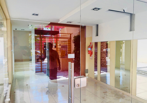 Venta Monoambiente+balcón+cochera/santos Lugares