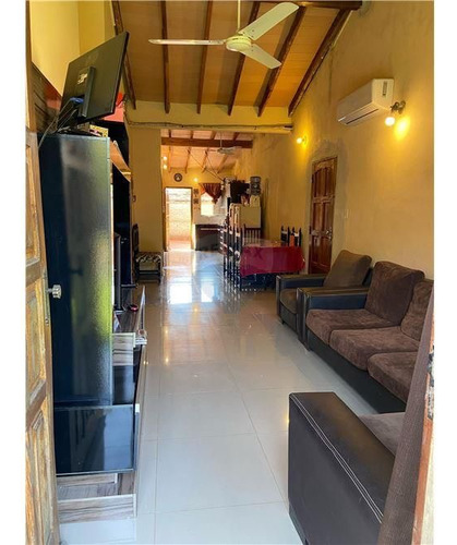 Vendo Hermosa Casa En Mariano Roque Alonso