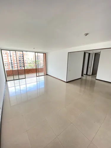Apartamento En Arriendo En Urbanización La Flora. Cod A11591