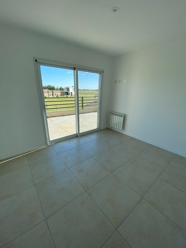 Imagen 8 de 16 de Hermosa Casa A Estrenar En Con Pileta Santa Ines Canning