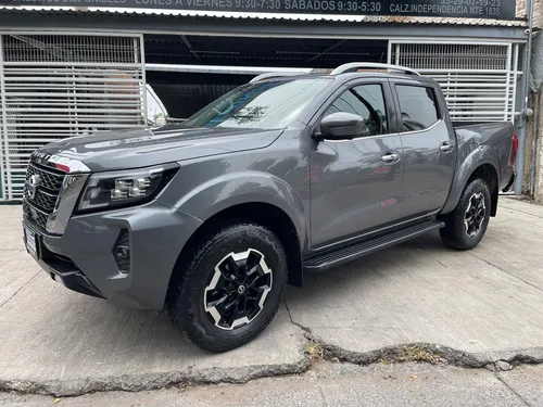 Nissan Frontier Platinium