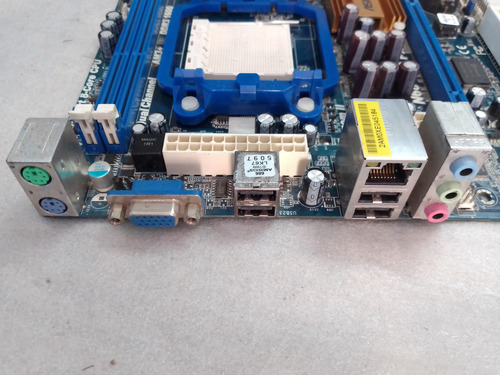 Placa Am3+ Ddr3 N68-vs3 Fx Asrock -- Fx/phenom Ii/athlon Ii (Usado)