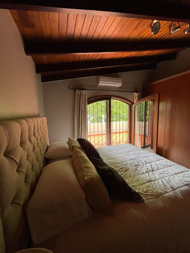 Imagen 8 de 13 de Vendo Casa En Punta Carretas, 4 Dormitorios, 3 Baños, Garaje X3