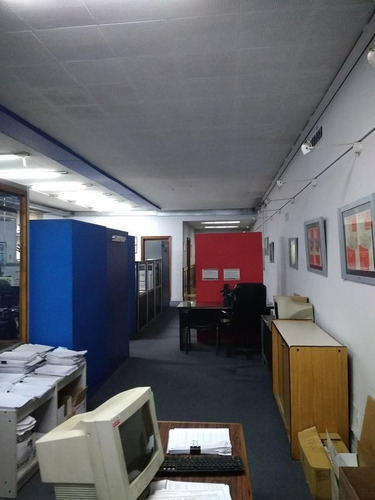 Imagen 5 de 12 de Excelente Local / Deposito En Monserrat 1130 M2