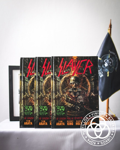 Libro // Slayer, Hardcover // Lucy Rock