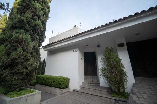 Casa En Venta En Bosques De Las Lomas