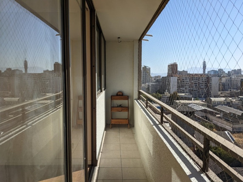 Arriendo Departamento-2 Cuadras Del Metro Santa Lucia 2d/2b