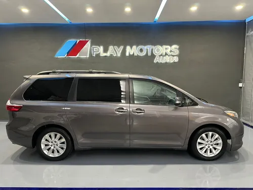 Toyota Sienna 3.5 Limited At
