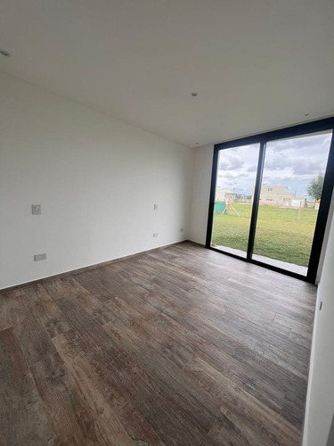 Imagen 7 de 16 de Casa - Canning (e. Echeverria)