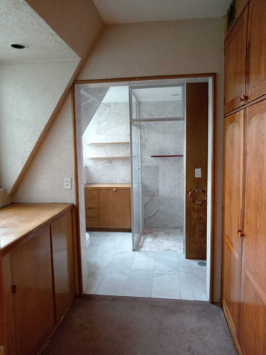 Magnifica Casa En Av Palmas, Lomas De Chapueltepec Con Uso De Suelo