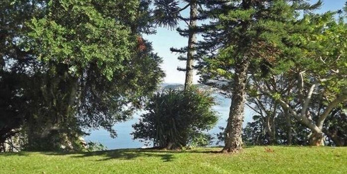 Apartamento 3 Dormitórios Na Praia Do Bom Abrigo - 3989