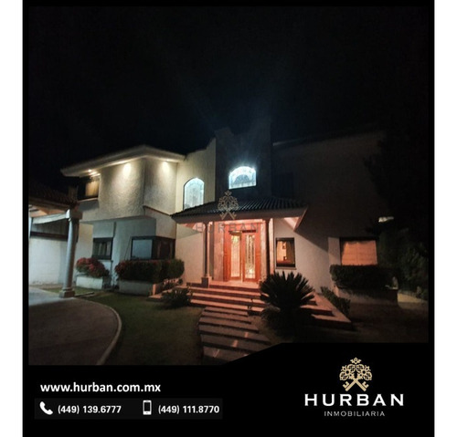 Hurban Vende Casa En La Herradura.