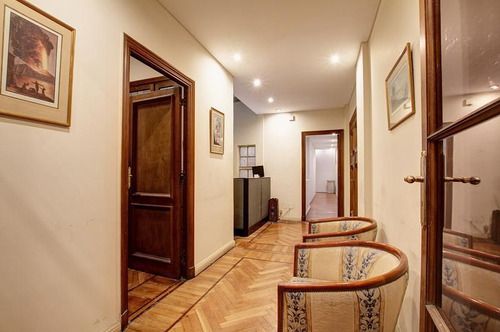 Oficina En Venta En San Nicolas