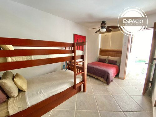 Imagen 26 de 30 de Oportunidad, Villa En Campo De Golf 3rec/3.5wc, Alberca, Seg