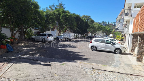 Loft Amueblado En Renta Ideal Para Ejecutivo Muy Cerca De Naútico Juriquilla