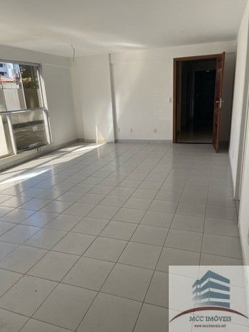 Imagem 12 de 30 de Apartamento A Venda Silverio Gusmão, Barro Vermelho
