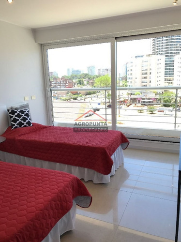 Apartamento En Mansa, 3 Dormitorios *- Ref: 2850