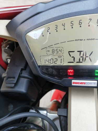 Imagem 5 de 10 de Ducati - 848 Evo - 2013