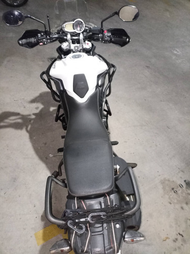 Triumph Tiger 800 Xcx