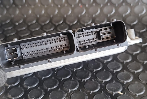 Computadora Ecu Jetta Beetle 2005-2006 2.0 06a906032rj Libre (Usado)