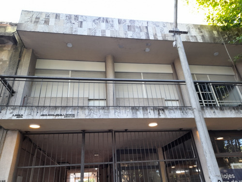 Apartamento Enfrente A La Plaza 3 Dormitorios 2 Baños