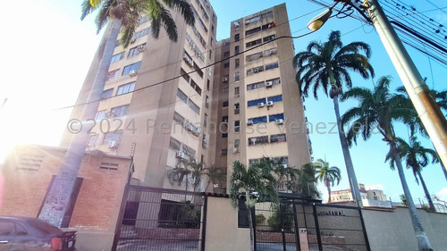  Sp  Apartamento En  Venta En  Centro Cabudare  Lara, Venezuela.   3 Dormitorios  2 Baños  88.2 M² 