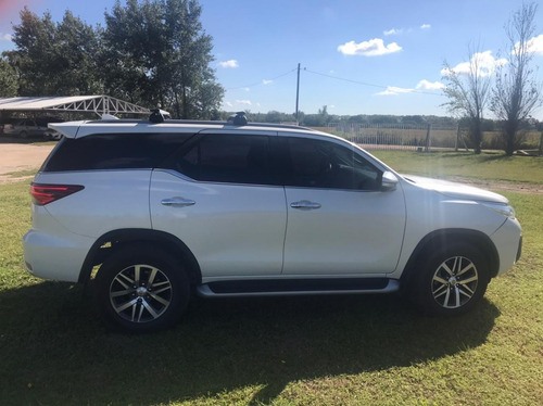 Toyota Sw4 2.8 Srx 177cv 4x4 7as At 2017
