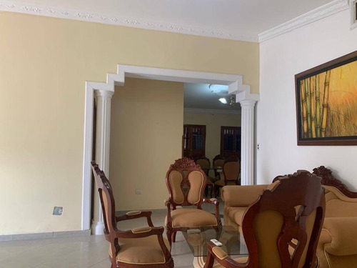 Imagen 18 de 21 de Johanna Castillo Alquila 04145951217 Casa En El Trigal Sur