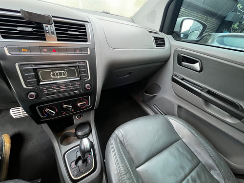 Volkswagen Fox 1.6 16v Msi Highline Total Flex I-motion 5p
