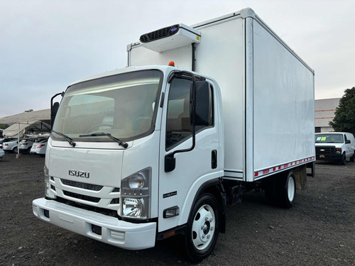  Isuzu Elf 600 Modelo 2017 Con Caja Termica  Como Nuevo 