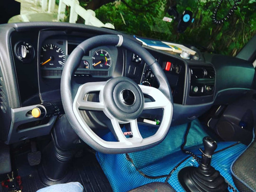 Mercedes Benz Atego 2425