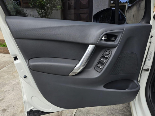 Citroën C3 1.6 Exclusive 16v Flex 4p Automatico