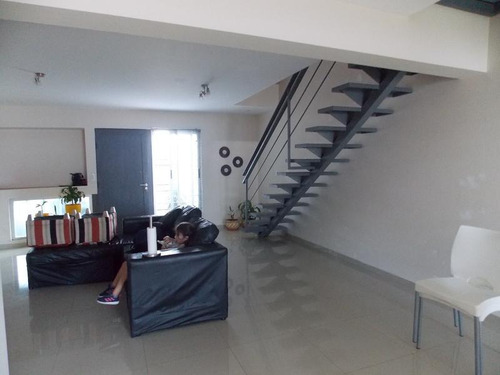 Imagen 4 de 13 de Duplex De 3 Dormitorios En Barrio Nueva Urca