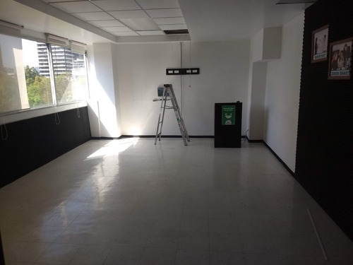 Imagen 7 de 18 de Oficina Acondicionada En Renta De 822 M2 En Col. Juárez
