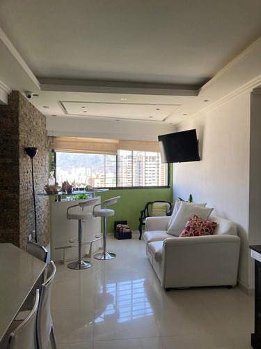 Maria Jose Castro Vende Apartamento En Res Puerto Alegre Urb Valles De Camoruco Sar-552