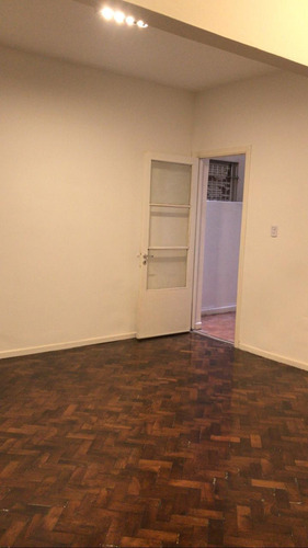 Imagen 2 de 8 de Venta De Departamento En Caballito