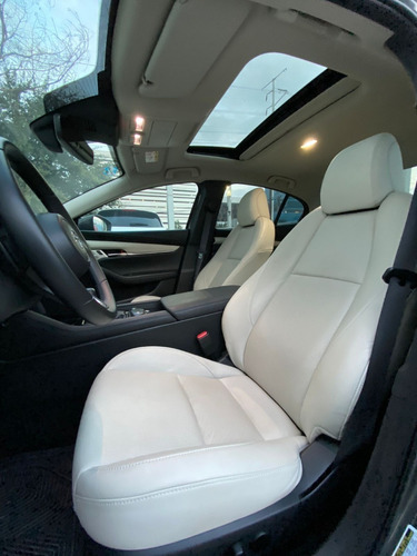 Imagen 8 de 14 de Mazda 3 I Grand Touring 2020