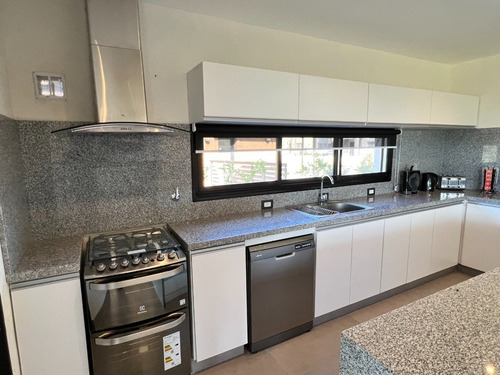 Imagen 15 de 30 de Casa En Venta Haras Santa María Escobar.