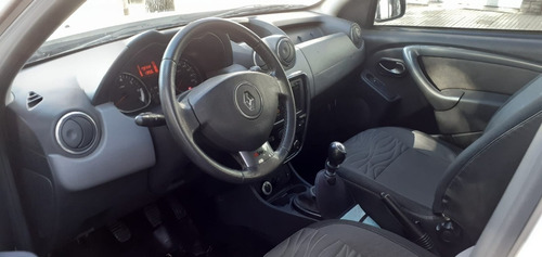Imagen 5 de 12 de Renault Duster 4x4