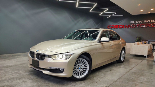 BMW Serie 3 2.0 320ia Luxury Line At