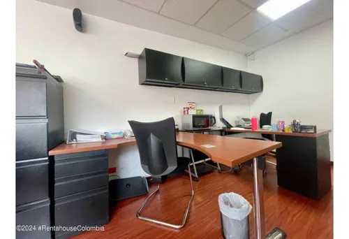 Comercial En Nicolas De Federman Rah Co: 25-834