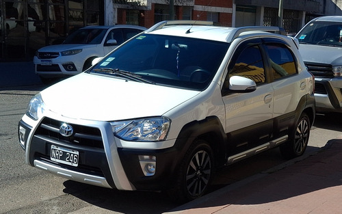 Toyota Etios 1.5 Cross