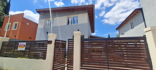 Casa Chalet En Venta En Las Nazarenas, Pilar, G.b.a. Zona Norte