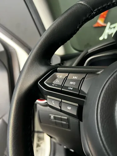 Mazda 2 1.5 Touring Carbón Edition