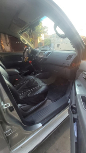 Toyota Hilux Srv