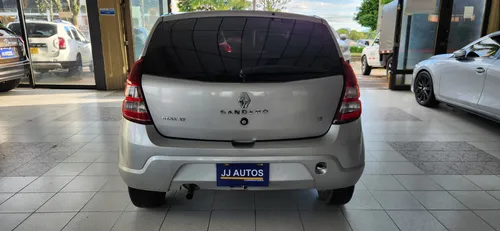 Renault Sandero 1.6 Dynamique 90 hp