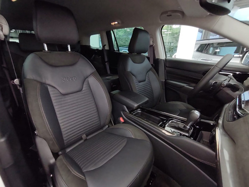 Jeep Commander 1.3 T270 Limited 4X2 At6