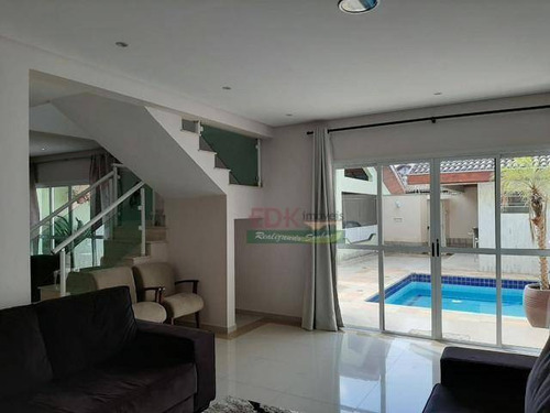 Imagem 1 de 8 de Sobrado Com 3 Dormitórios À Venda, 280 M² Por R$ 695.000 - Vila Santos - Caçapava/sp - So1693