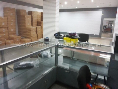 En Alquiler Piso Industrial / Depósito / Showroom / Oficina 720 Mts Boleita Norte Con Ascensor De Carga 24-6680 Mvg