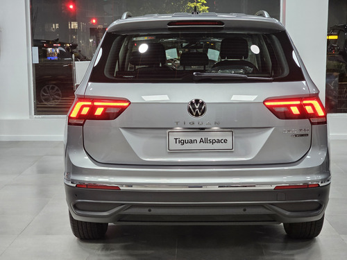Volkswagen Tiguan Allspace 2.0 Tsi Life 4Motion Dsg
